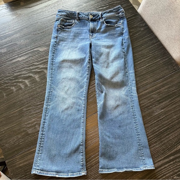American Eagle Favorite Boyfriend Lowrise Wideleg Stretch Blue Jean, 12S - Picture 4 of 13